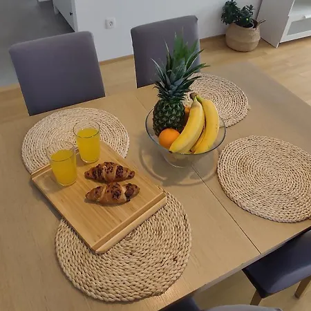 Lucija Appartement *