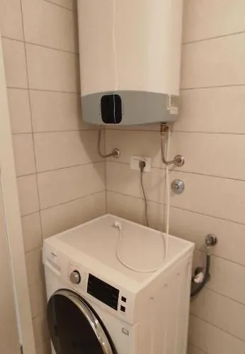 公寓 Lucija 扎达尔